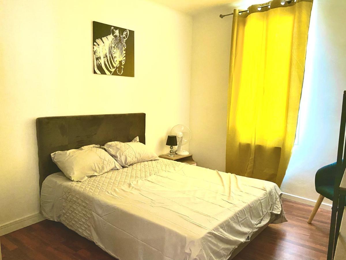 Appartement Quartier Populaire A Perpiñán Exterior foto